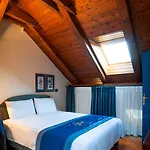 Hotel apartamentowy Jecna 4*