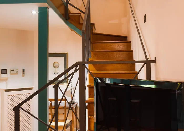 Jecna Aparthotel 4*